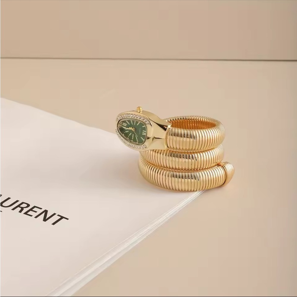 Serpenti gold serpent Snake Coil Wrap Watch – Green Dial & Crystal Detailing - Picture 5 of 7